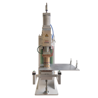 ราคาดี Hf ความต้านทาน Capacitive Discharge เครื่องเชื่อมหลายจุดแบบน้ำหล่อเย็น ออนไลน์
