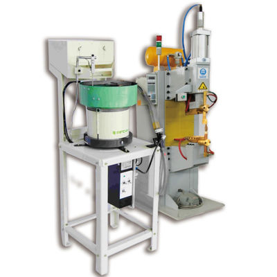 PLC 250VA เครื่องป้อนอ่อนนุช 60 ชิ้น / นาทีสำหรับเครื่องเชื่อมจุดฉายภาพ